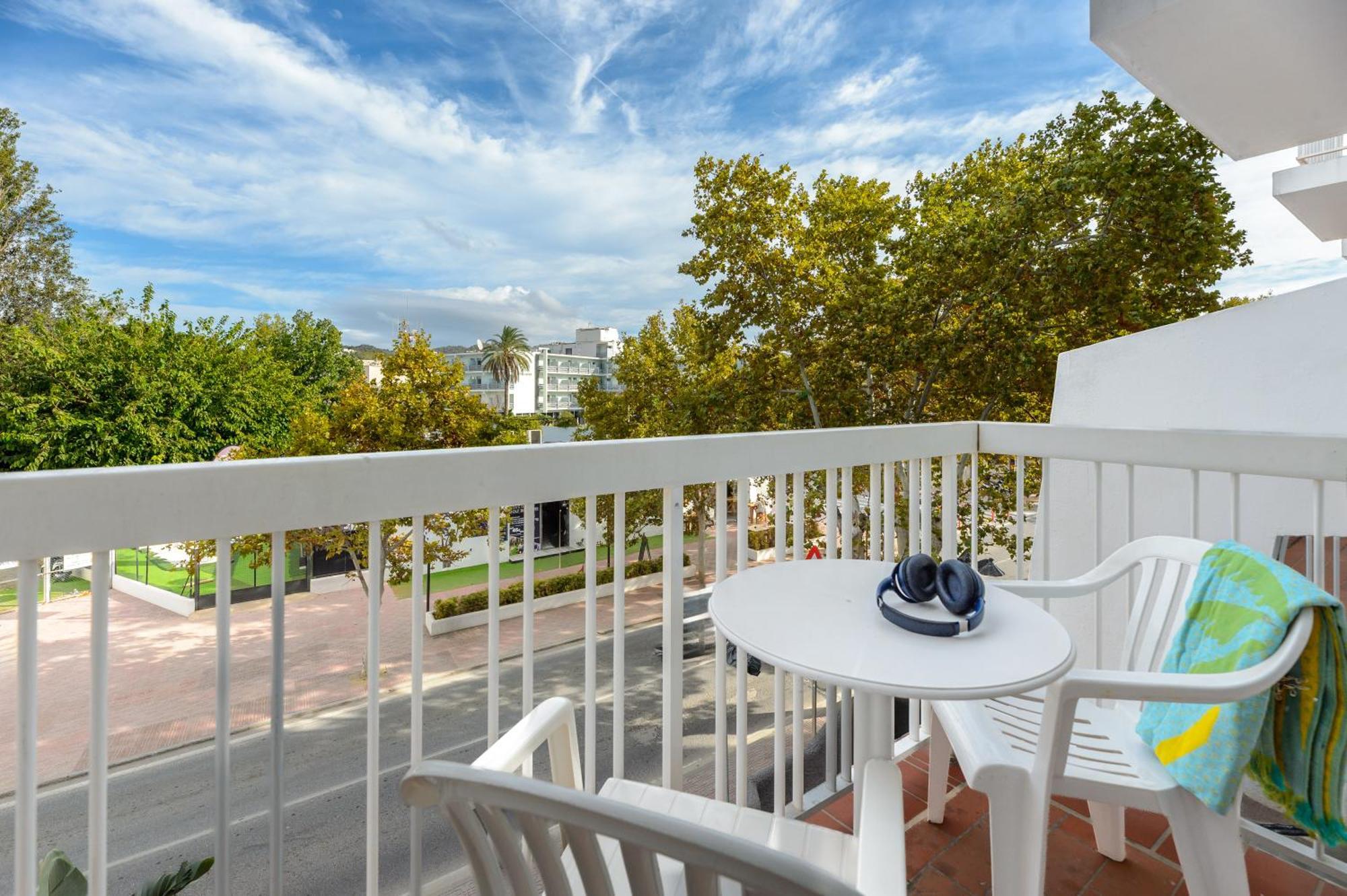 Hotel Vibra Marco Polo I - Adults Only San Antonio  Bagian luar foto